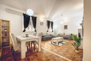 Апартаменты Old Town Experience Apartment Котор Апартаменты с 2 спальнями-2