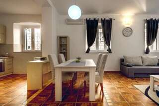 Апартаменты Old Town Experience Apartment Котор Апартаменты с 2 спальнями-37