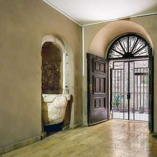 Апартаменты Old Town Experience Apartment Котор Апартаменты с 2 спальнями-5